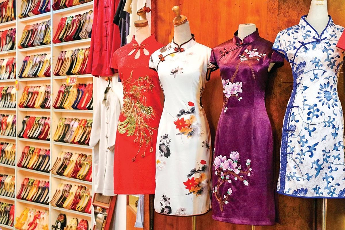 Dressmaker of Century-Old Store Recalls Golden Era of Cheongsam in Hong Kong