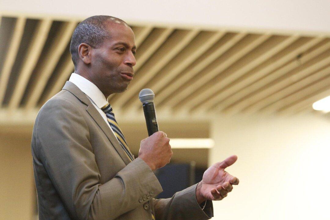 Liberal Supported TV Application Despite Conflict-of-Interest Guideline