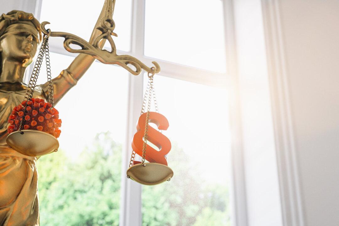 The Right Response to Mandates, Propaganda and Censorship