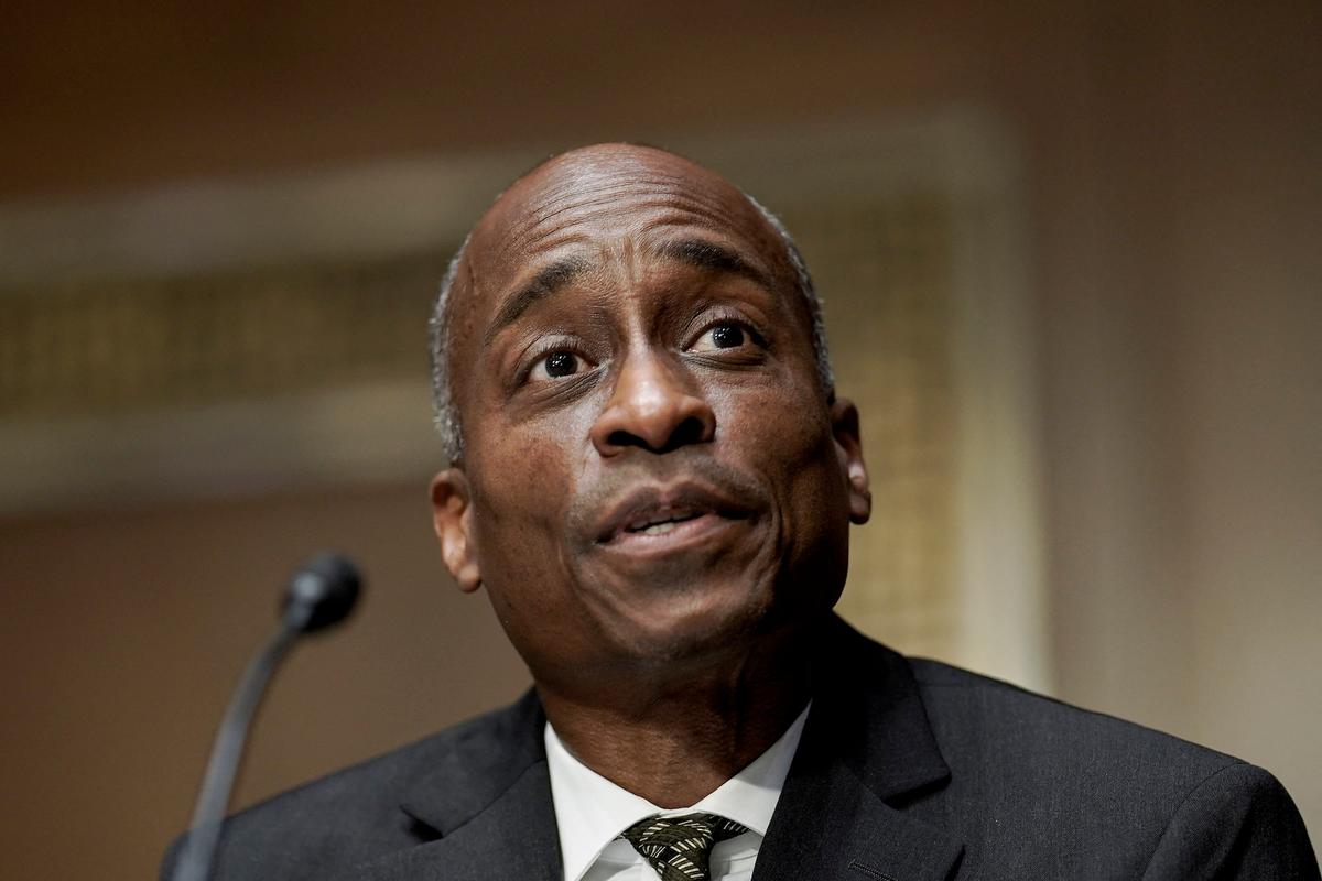 Fed’s Jefferson Says Job Market Still ‘Very Tight,’ Inflation Fight to Last ‘Some Time’ Even If Economy Tanks