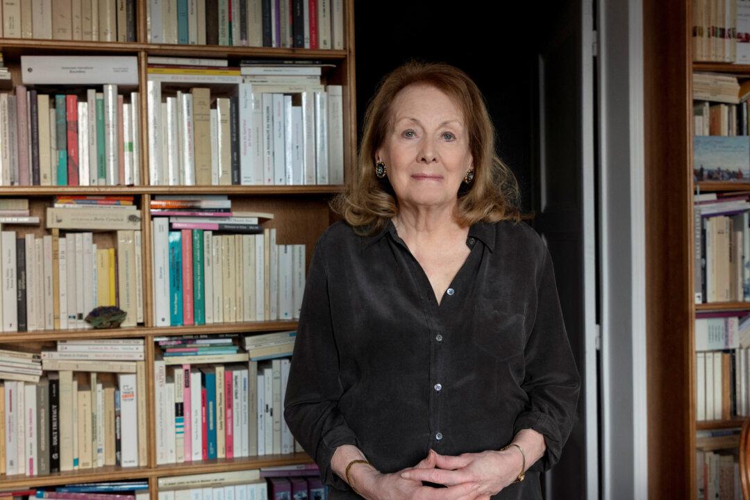 French Author Annie Ernaux Wins 2022 Nobel Prize for Literature