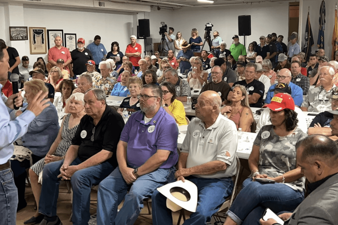 Ex Nevada AGs Laxalt and Cortez Masto, Compare Performances in Key Senate Race