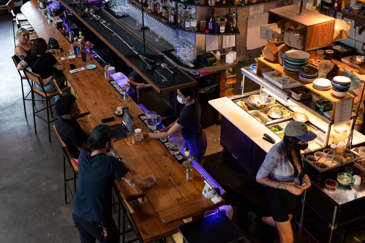 US Service Sector Growth Solid in September; Price Pressures Easing: ISM Survey