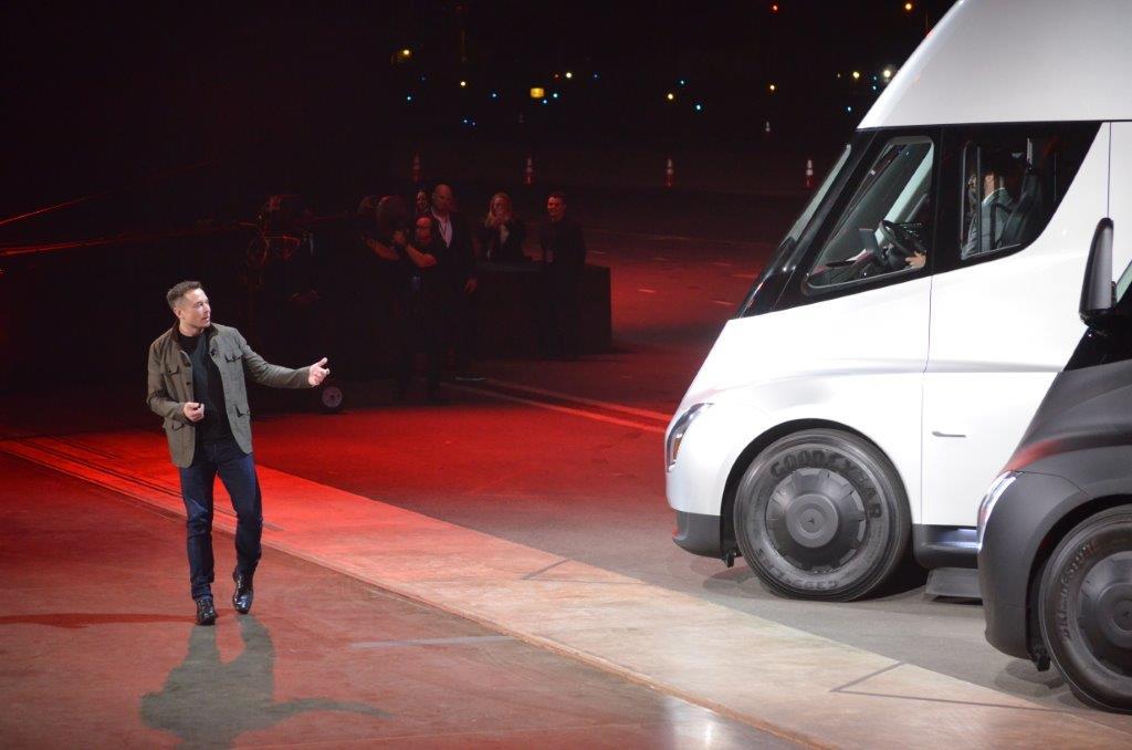 Elon Musk Says Tesla Semi Truck Finally in Production, Reveals Who’s Getting One First