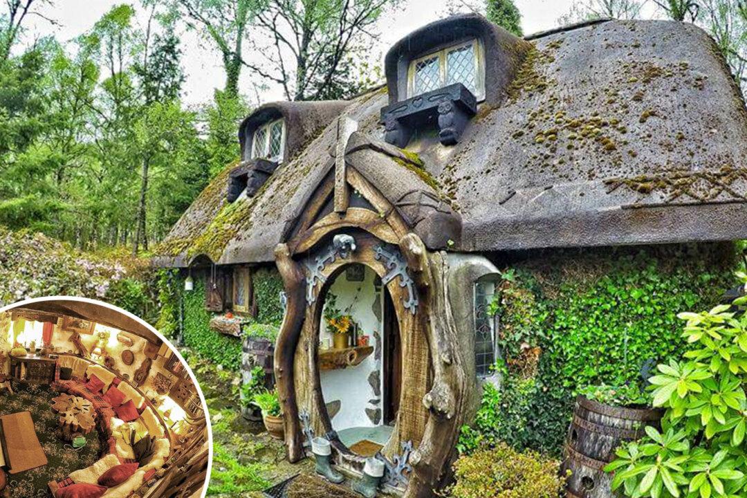 PHOTOS: Man Turns Cow Shed Into ‘Hobbit House’ That Looks Straight Out of ‘Lord of the Rings’