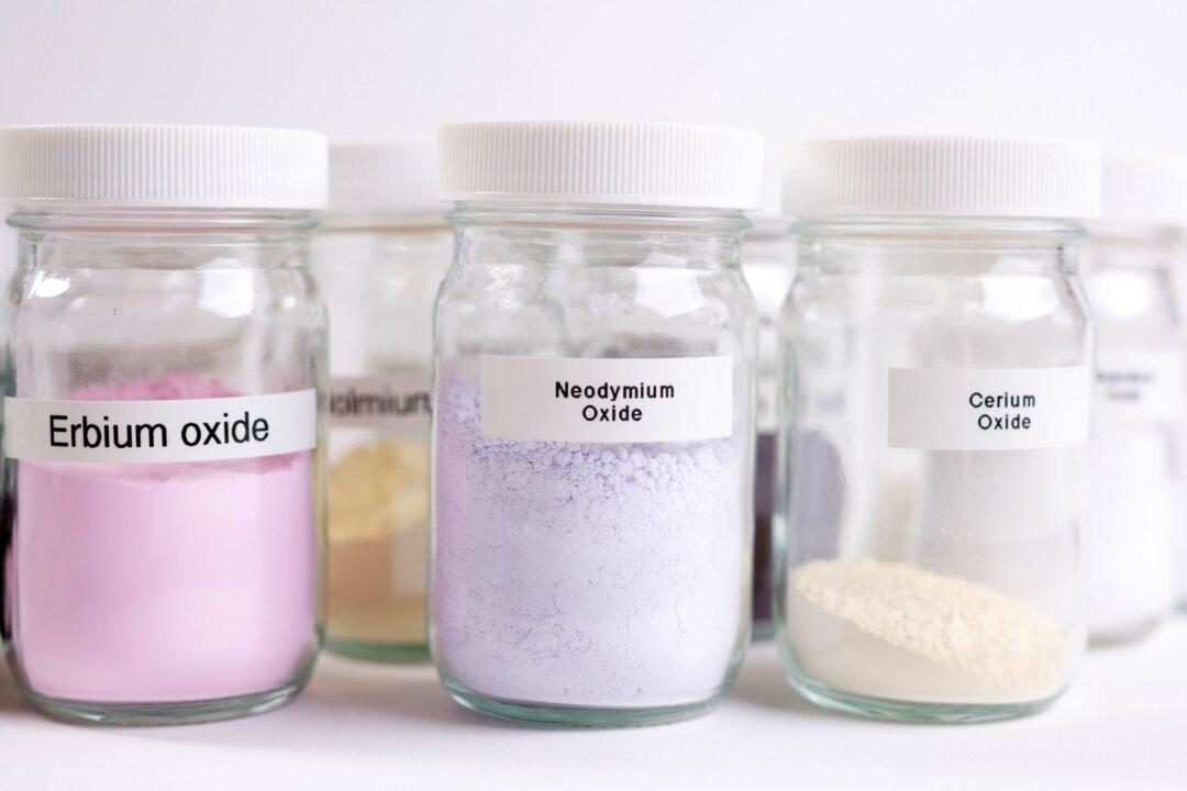 Australian Treasurer Blocks Chinese Investment in Strategic Rare Earth Producer