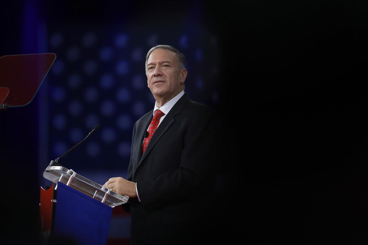 Pompeo Says Trump’s Announcement of 2024 Presidential Bid Won’t Alter His Own Decision