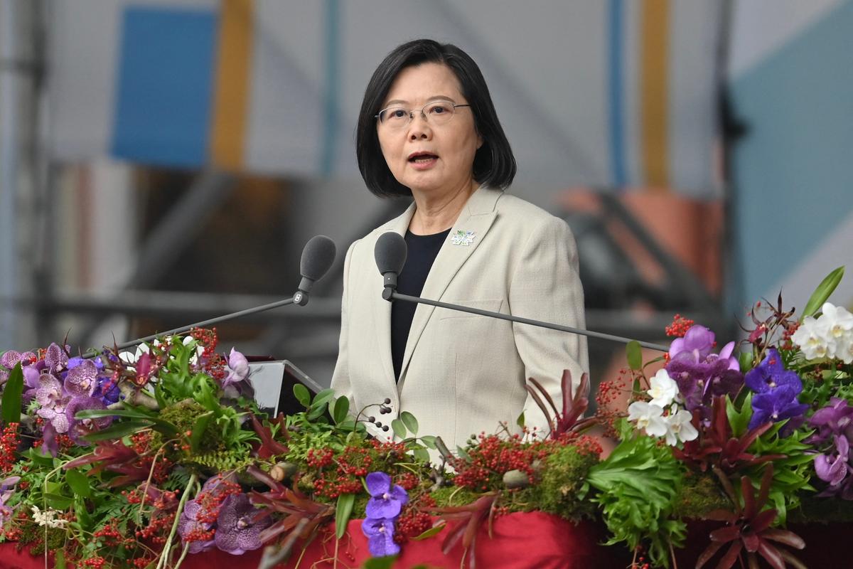 Taiwan’s Leader Seeks Stronger Military Exchanges With US Amid China’s Provocations