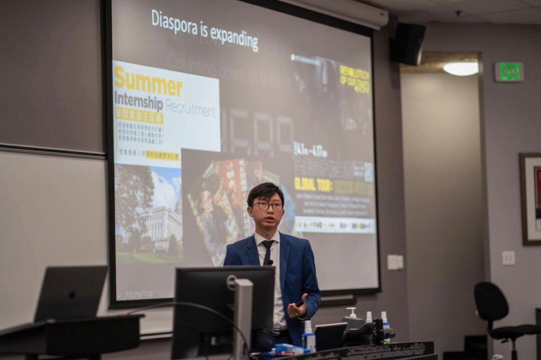 US College Resists CCP Pressure to Ban a Speech by Hong Kong Pro-Democracy Activist