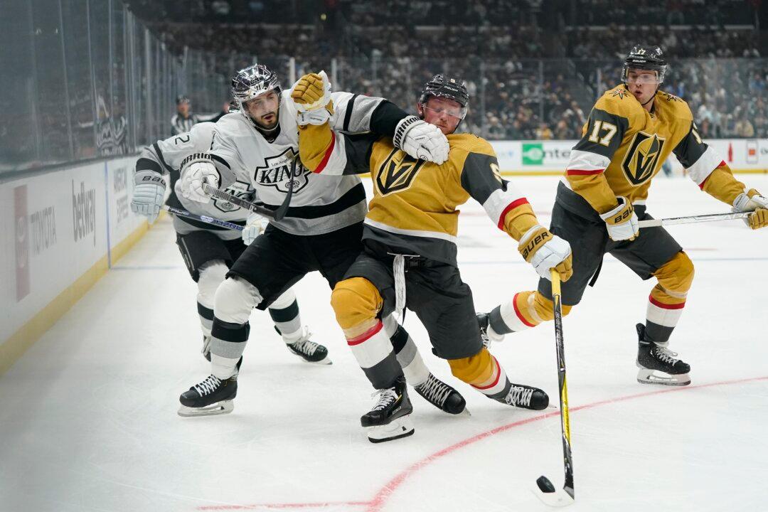 Mark Stone’s Last-Minute Goal Sends Vegas Past Kings 4–3