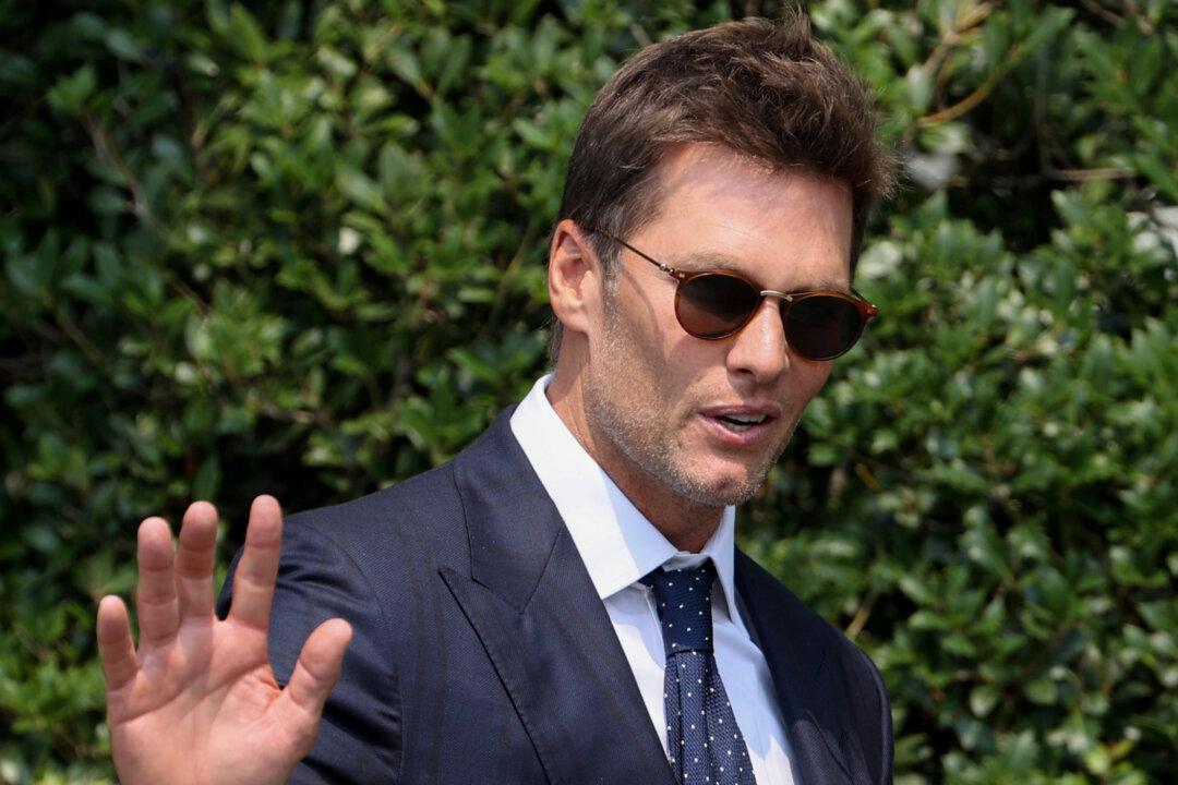 Brady, Clijsters Latest Big-Name Athletes to Invest in Pickleball