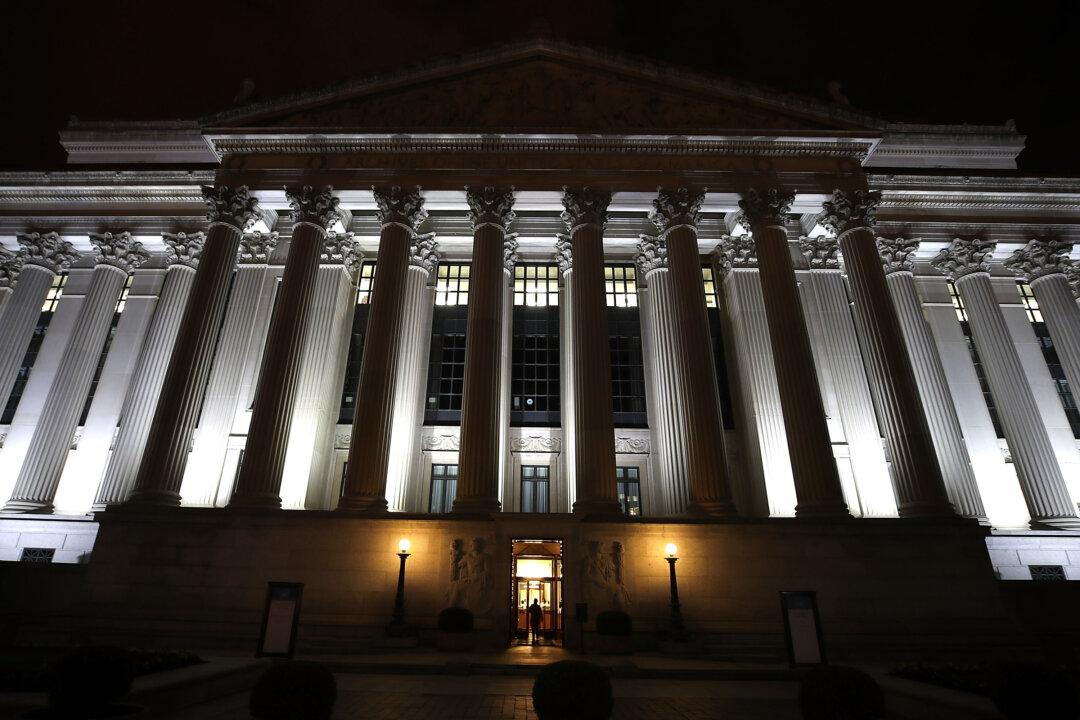 National Archives Withholding Most Records Related to FBI Raid of Trump’s Mar-a-Lago: Watchdog