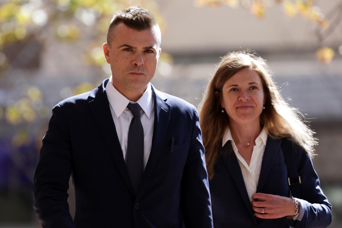 Judge Acquits Steele Dossier Source on One Count, Jurors to Decide on Rest