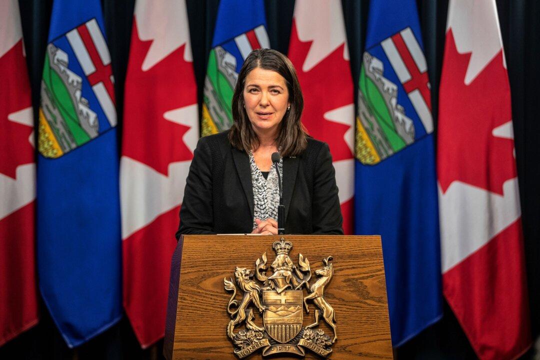 Alberta Premier Unveils Inflation Relief Plan: Freeze on Fuel Tax, Money for Families With Children, Seniors