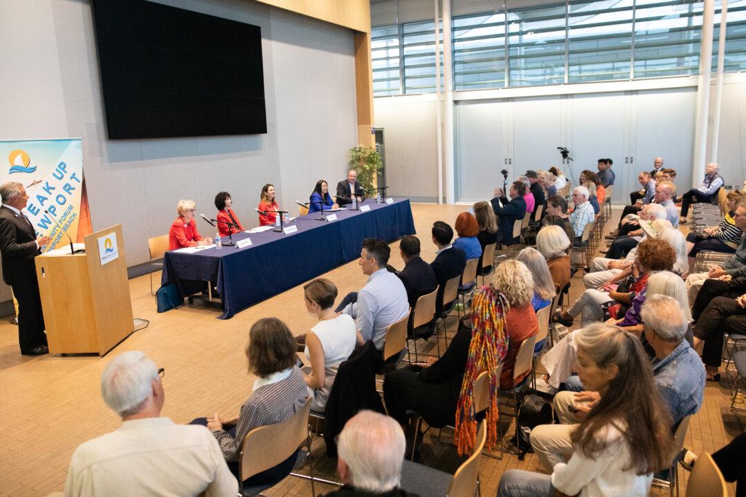 ‘Speak Up Newport’ Hosts Forum for State and Federal Candidates