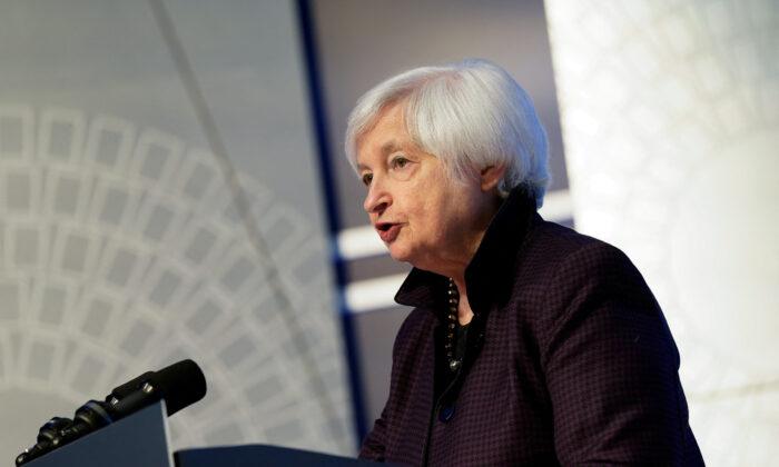 Yellen Says Chips, Research Investments Will Boost US Economic Capacity