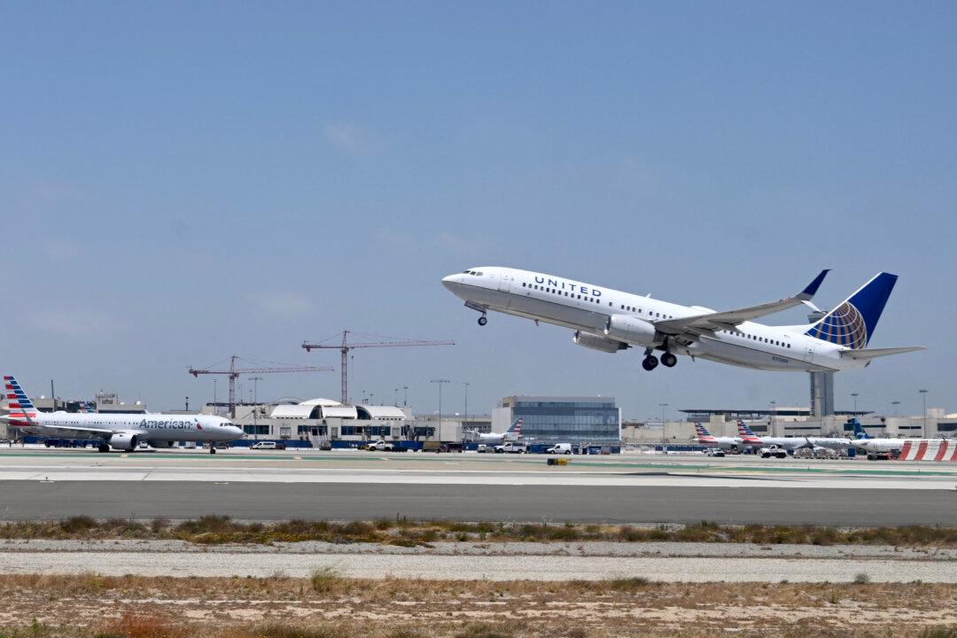 Reports of ‘Incapacitated’ Airline Pilots Stoke Concerns, Calls for Investigations