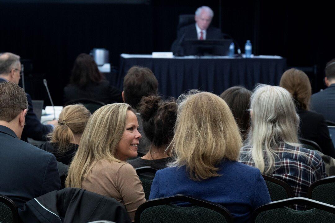 Emergencies Act Inquiry Gets a Taste of Court-Like Back-and-Forth on Day 1