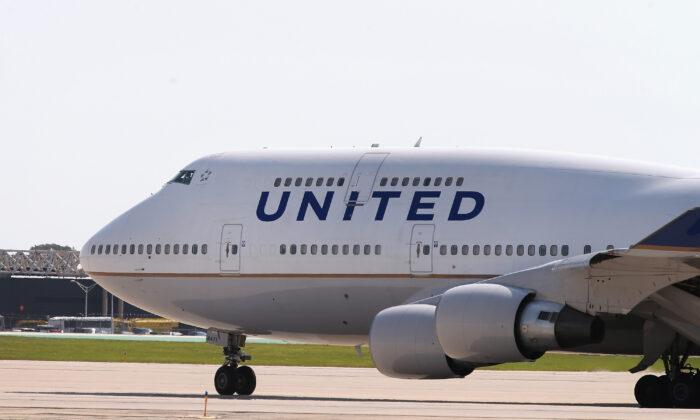 United Flight from Maui Plunged to Within 800 Feet of Pacific Ocean Soon After Takeoff