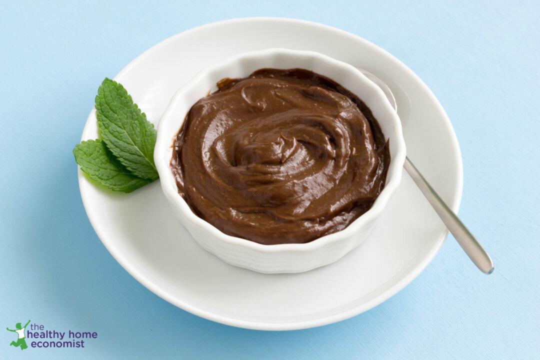 Homemade Chocolate Pudding (Traditional Method)