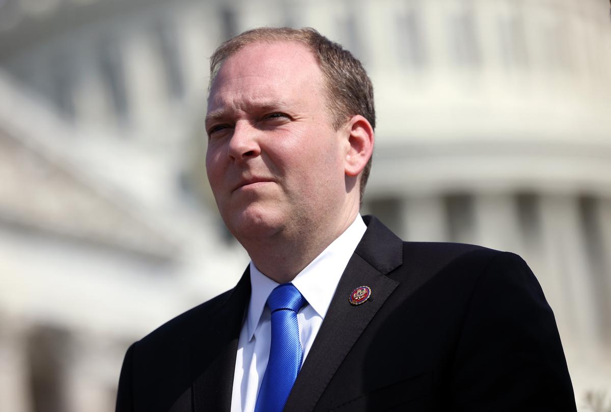 Lee Zeldin Won’t Run for RNC Chair, but Calls on Ronna McDaniel to Step Aside
