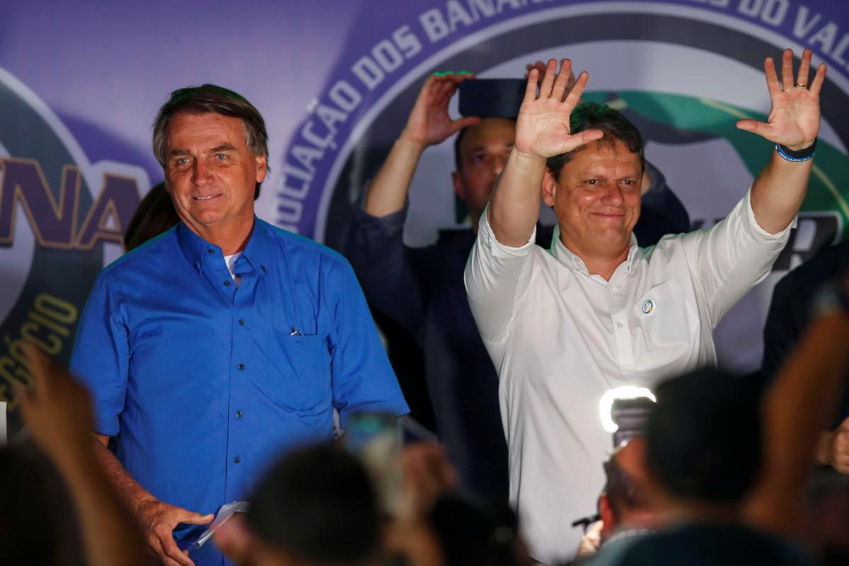 Man Killed as Gunfire Interrupts Bolsonaro Ally’s Sao Paulo Campaign