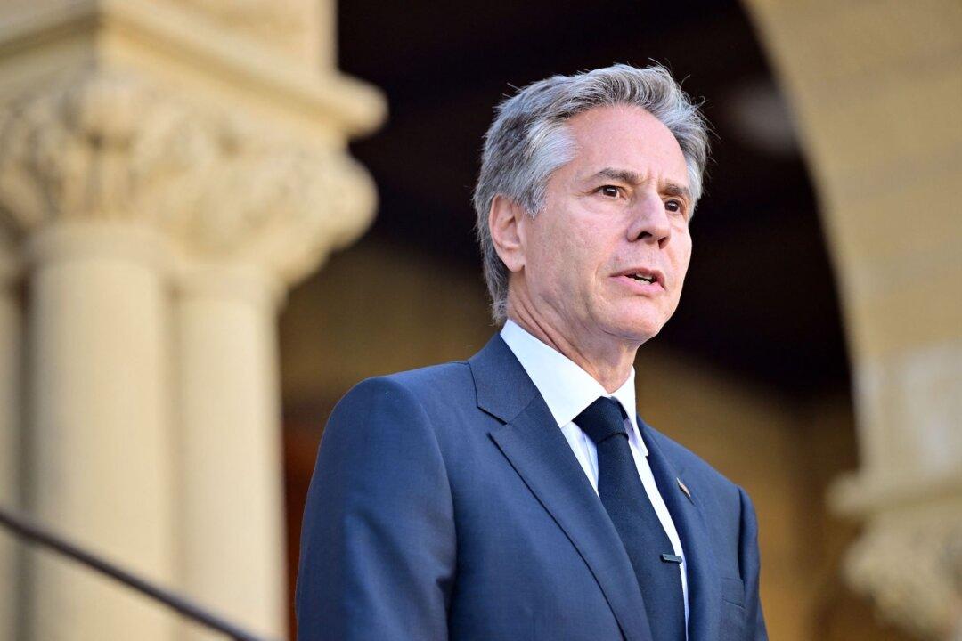 Blinken Engages China’s Top Diplomat on Ukraine, Preparing Path for Biden-Xi Meeting