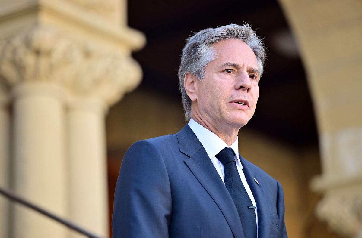 Blinken to Visit China, Seek Renewed Communications as Regime Expands Military