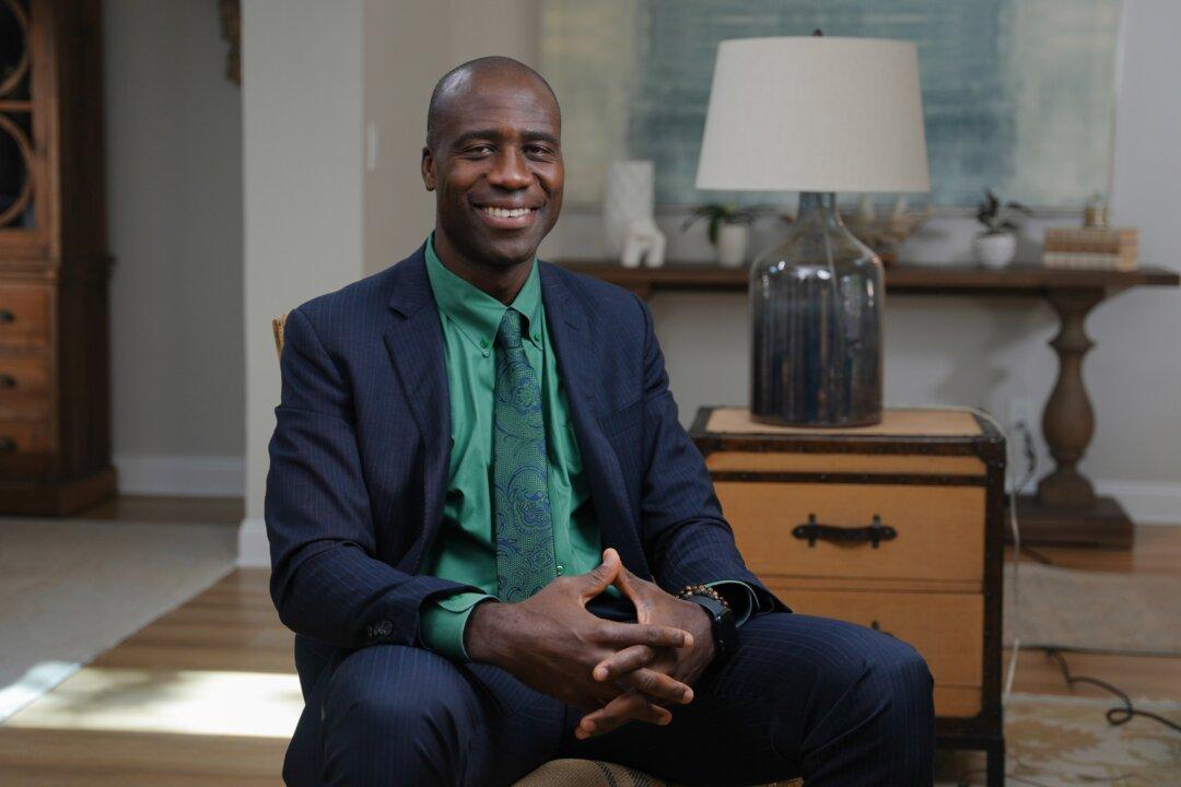 Florida Surgeon General: Data Show Messenger RNA COVID-19 Vaccines Shouldn’t Be Given to Young Men