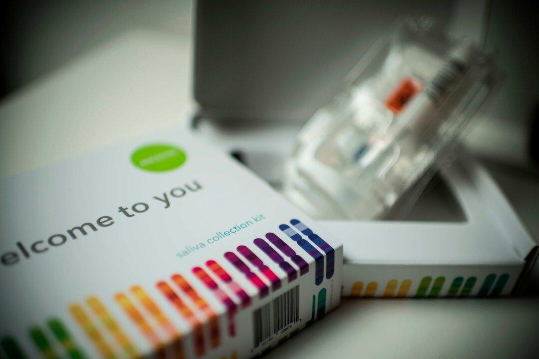 Texas Schools Handing out DNA Kits to Parents to Help Identify Kids in Emergencies