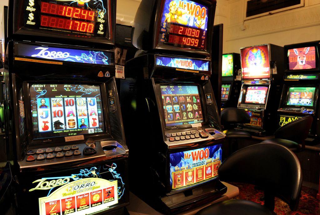 RSL Gives Back Just 1.5 Percent of Gambling Revenue to Veterans, Study Finds