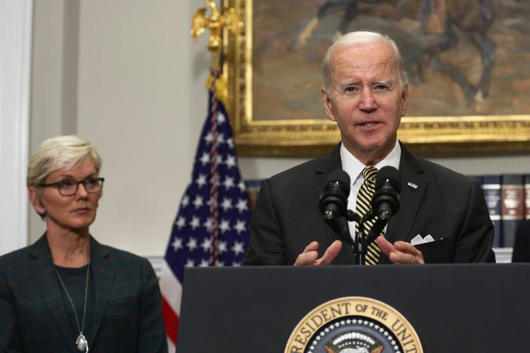 Biden Targeting Lightbulbs in Climate Agenda Push
