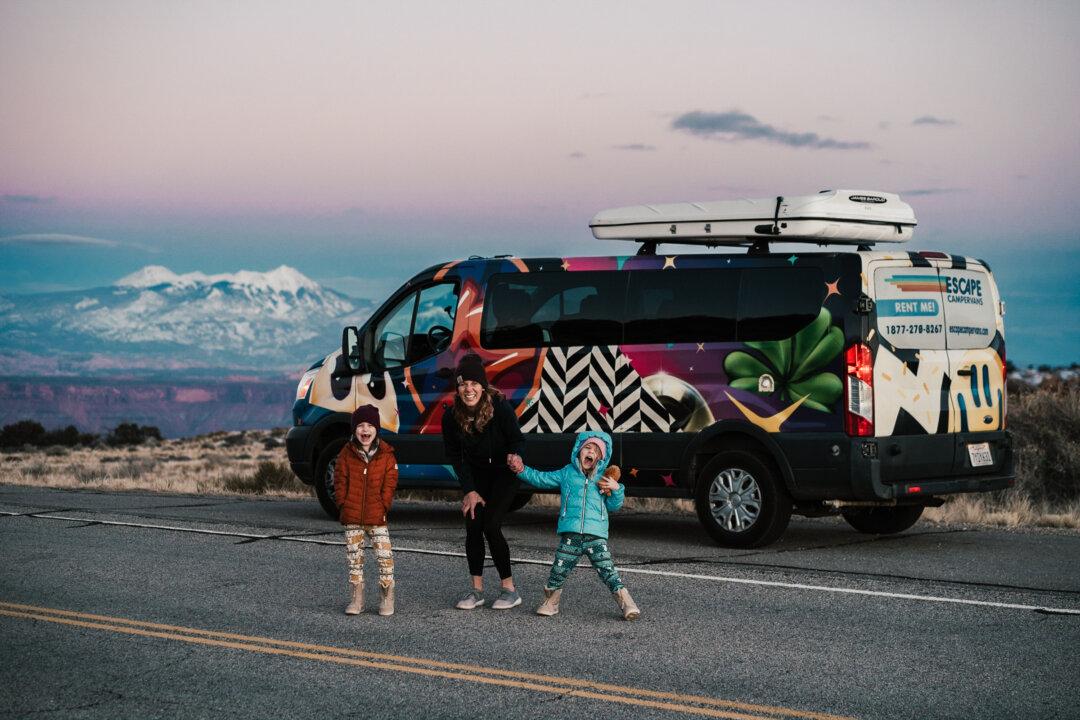 Road-Tripping Mom Shows How It’s Possible to Travel With Young Children While Keeping Costs Low