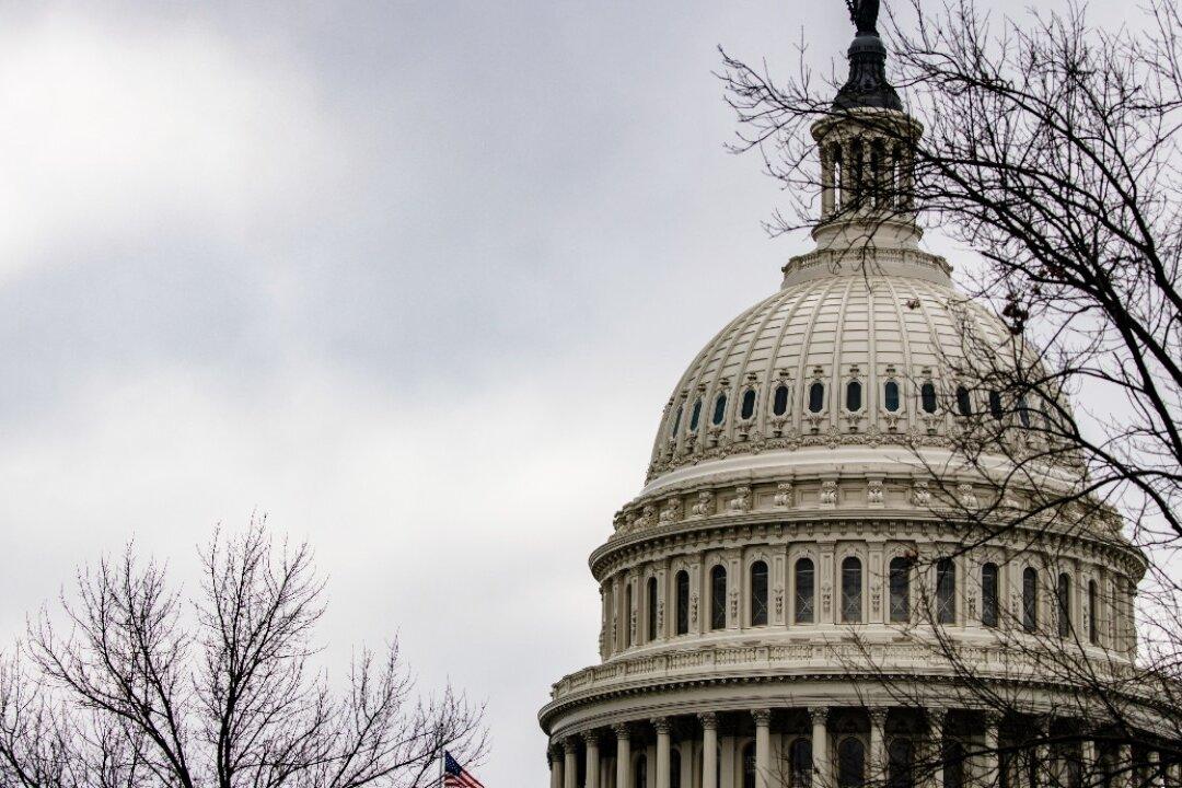 Stopgap Spending Bill Approved by House, Heads to Senate