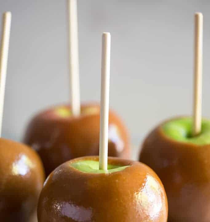 How to Make Perfect Caramel Apples