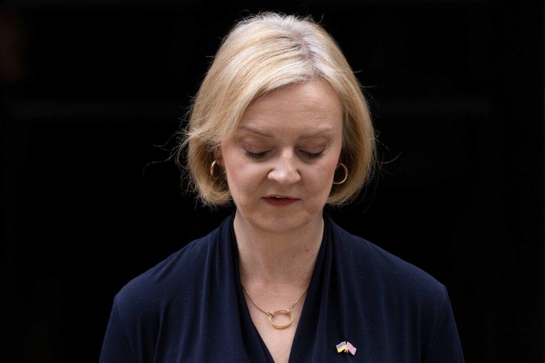Tory Leadership Race Begins After Liz Truss Resigns