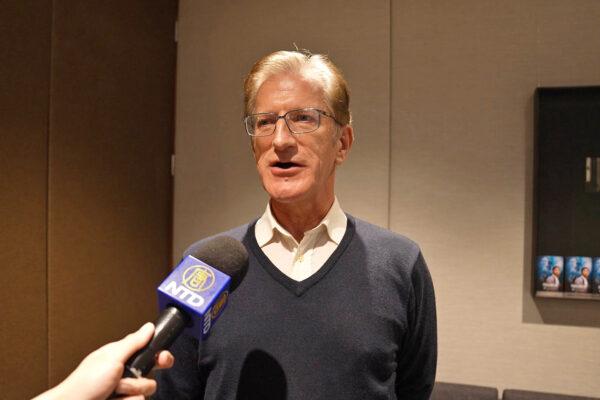 Paul Folley, general manager of the Australian Society for the Defense of Tradition, Family, and Property, attended the premiere. (New Tang Dynasty)