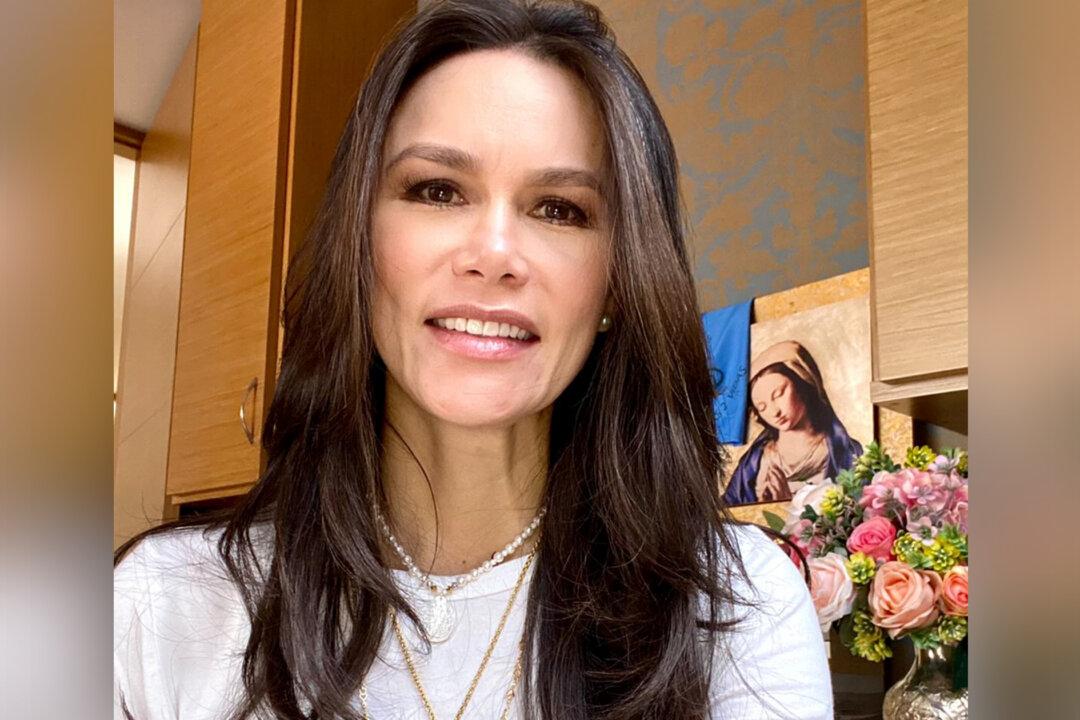 Former Model Seeks God After Traumatic Abortion, Spreads Message of Chastity and Hope