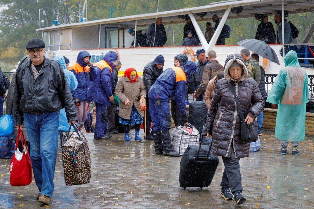 Kyiv, Moscow Trade Accusations of War Crimes and Reprisals in Newly Recaptured Kherson