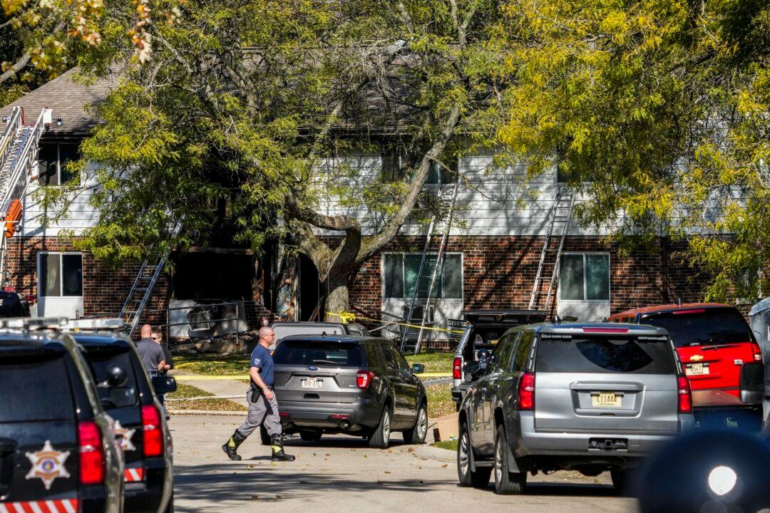 Police: 6 Who Died in Wisconsin Apartment Fire Had Been Shot