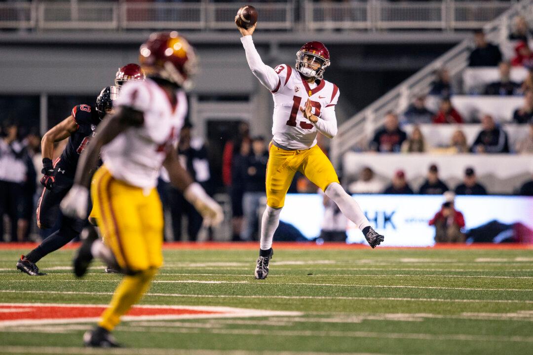 No. 10 Southern California Looks to Return to Win Column vs. Arizona