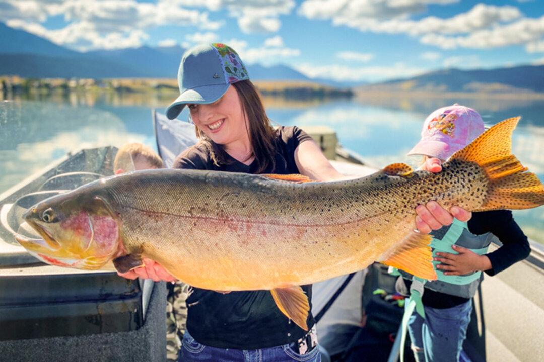 Idaho Mom of 2 Reels In ‘Monster’ Trout on Family Fishing Trip, Breaks State Record