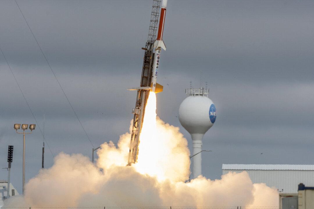 Pentagon Considers Australia as Testing Ground for Hypersonic Missiles, Long-Range Weapons