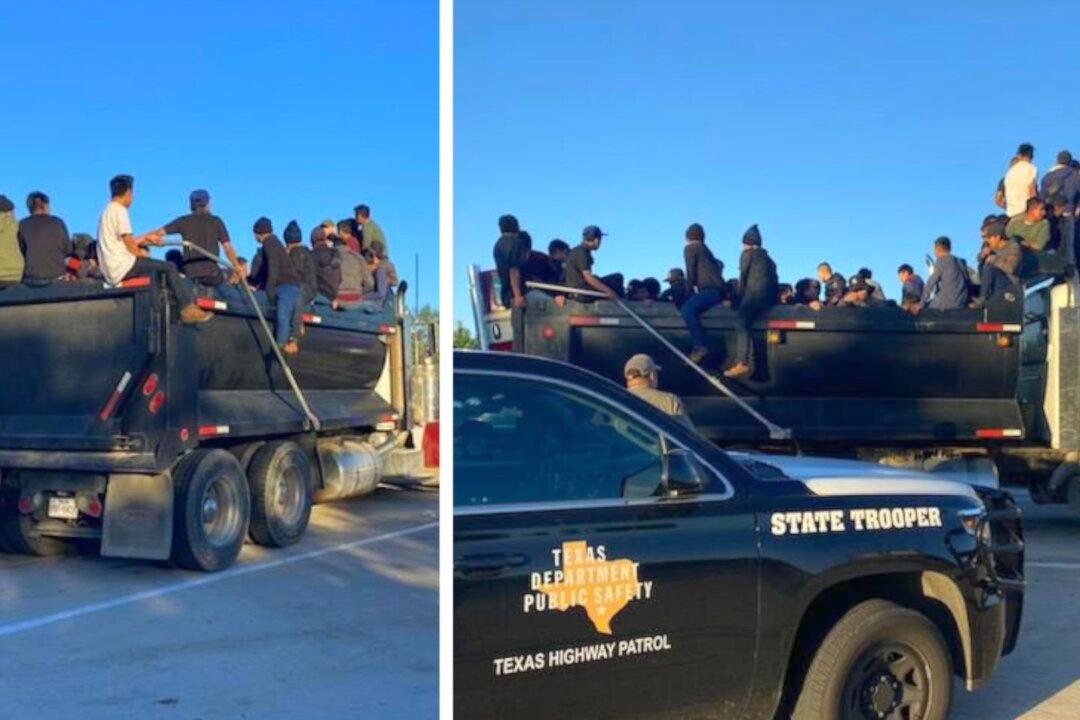 84 Illegal Aliens Found in Dump Truck, Texas Man Charged With Human Smuggling