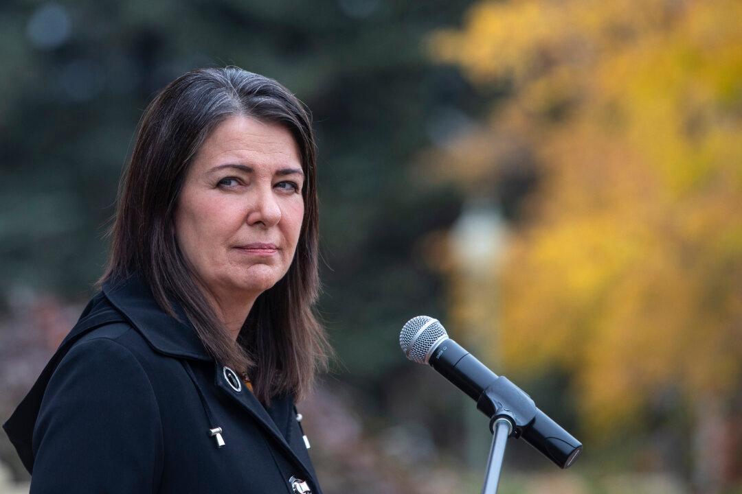Alberta Premier Says Province Won’t Permit Any Further Mask Mandates for K-12 Students