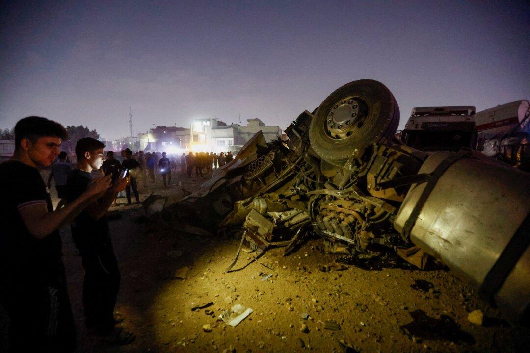 10 Killed, More Than 20 Wounded in Explosion in Baghdad