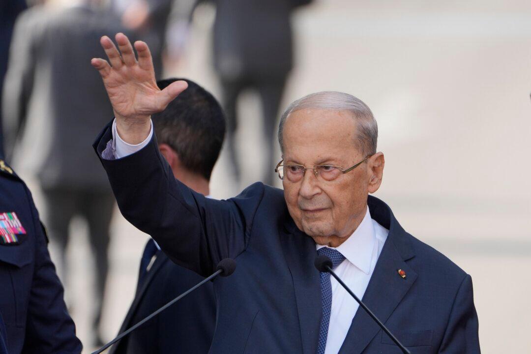 Lebanon President Leaves With No Replacement, Crisis Deepens