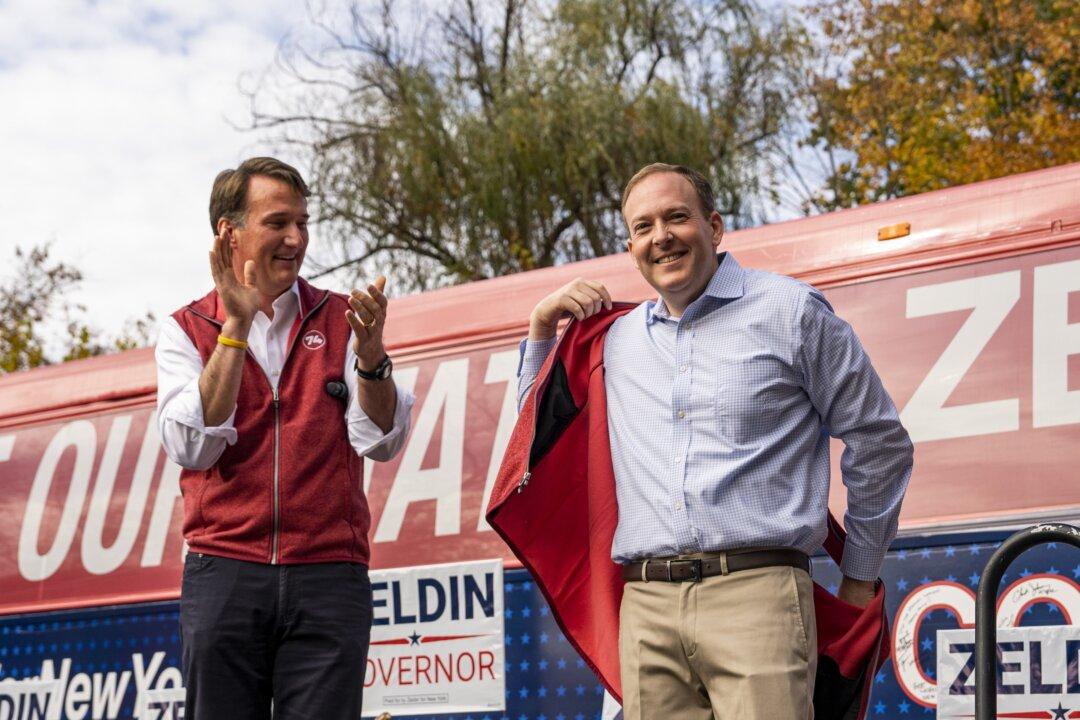 Youngkin Predicts Republican ‘Shockwave’ in New York on Election Day