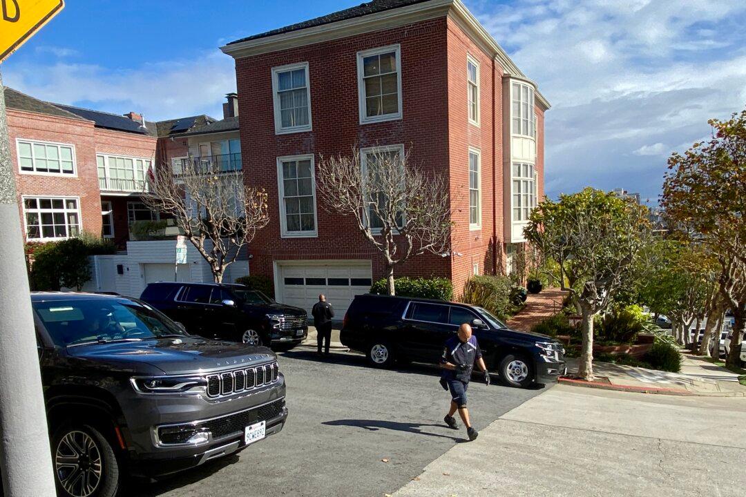 EXCLUSIVE: Pelosi Neighbor Says Security Alarm Didn’t Sound at Time of Hammer Attack