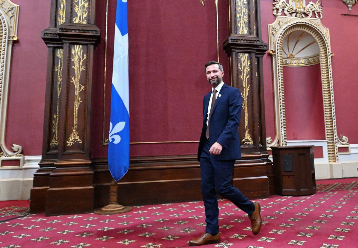 Québec Solidaire to Swear Oath to King, Vows to Table Bill to Make Pledge Optional